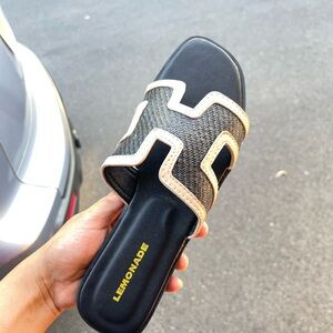 Lemon Black and Gold Sandals Sleek Design